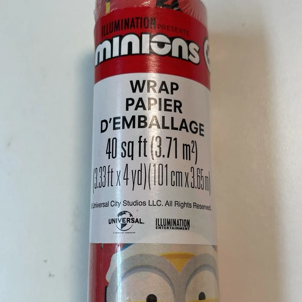 Rare MINIONS GIFT WRAPPING paper CHRISTMAS 3.33ft x 4 yds 40 sq ft